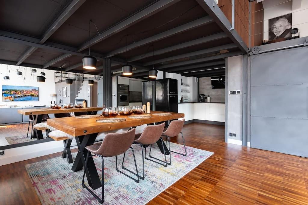 Apartament The Factory Loft Praga Zewnętrze zdjęcie